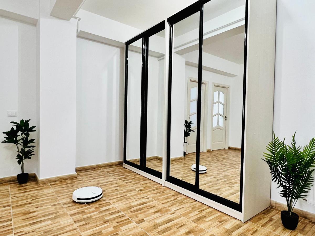 スチャヴァAltheda Living Brownie 29E-2アパートメント エクステリア 写真